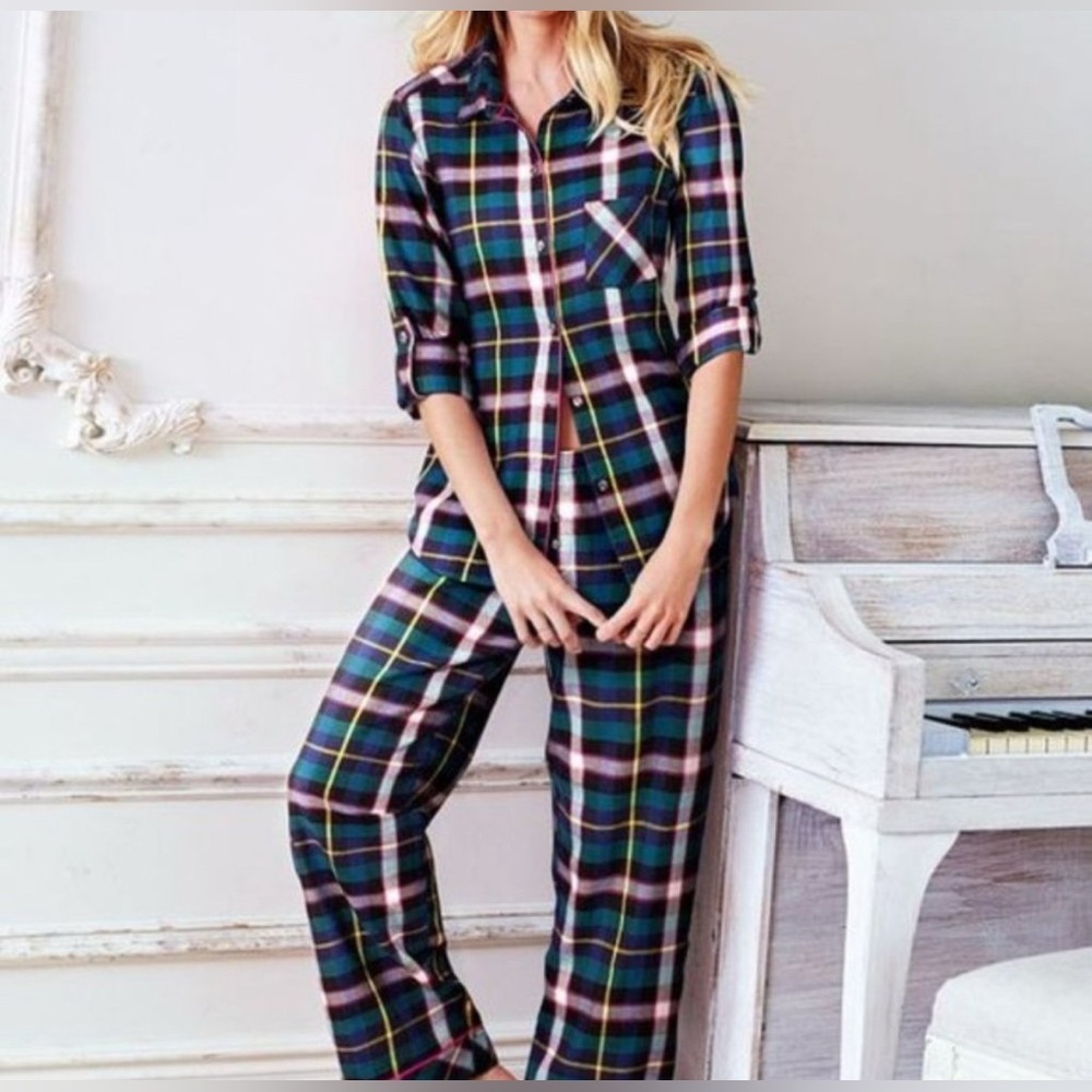 Victoria’s Secret the dreamer flannel pajamas set